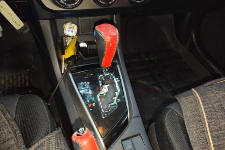 Used Toyota Levin 2014 1.6G CVT Elite Edition Gear Lever