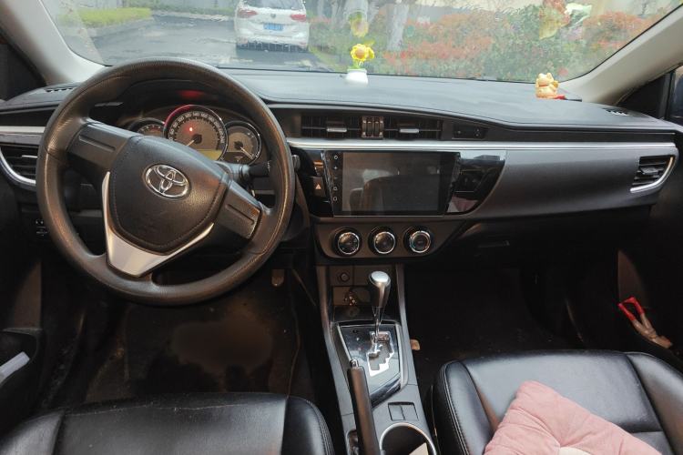 Used Toyota Levin 2014 1.6G CVT Elite Edition Interior 2