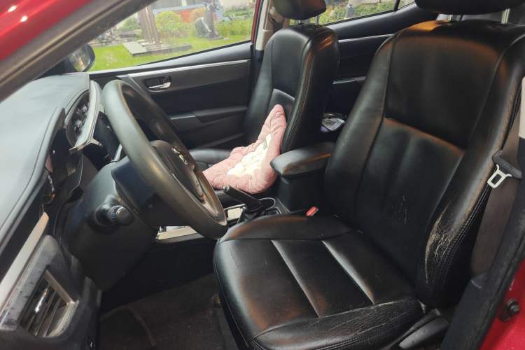 Used Toyota Levin 2014 1.6G CVT Elite Edition Left Front Seat