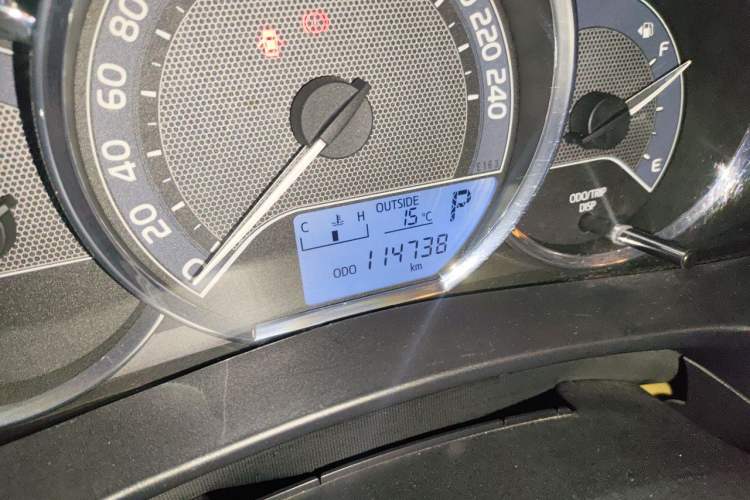 Used Toyota Levin 2014 1.6G CVT Elite Edition Odometer Close Up