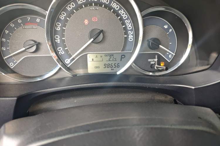 Used Toyota Levin 2014 1.6G CVT Elite Edition Odometer Close Up