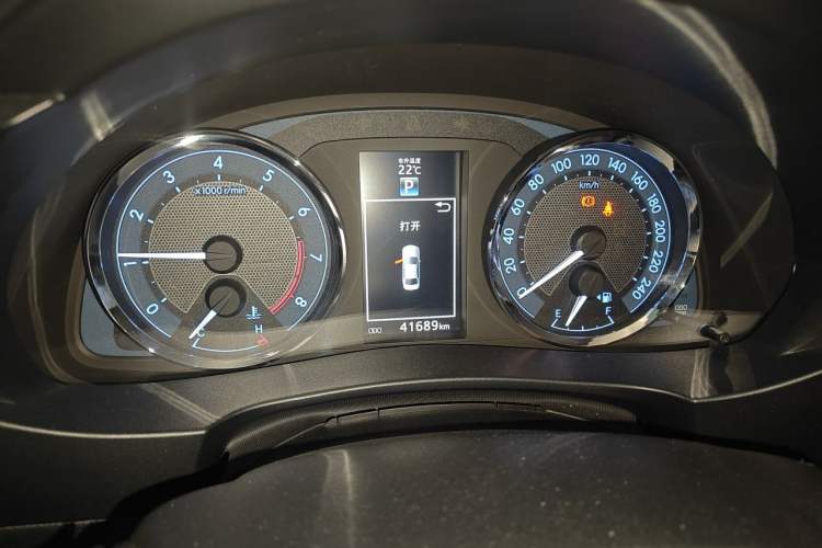 Used Toyota Levin 2014 1.8 GS CVT Elite Edition Odometer Close Up