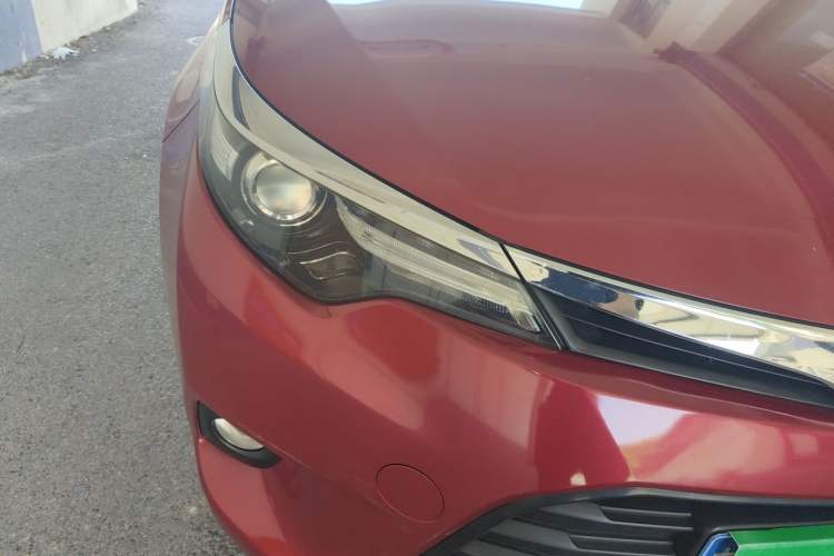 Used Toyota Levin 2014 1.6G CVT Elite Edition Right Front Headlight