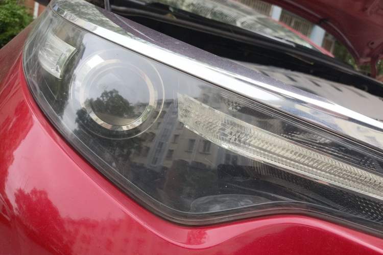 Used Toyota Levin 2014 1.6G CVT Elite Edition Right Front Headlight
