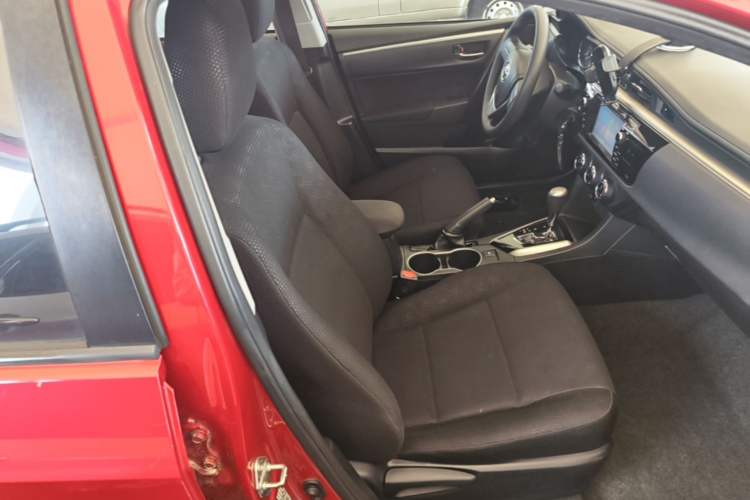 Used Toyota Levin 2014 1.6G CVT Elite Edition Right Front Seat