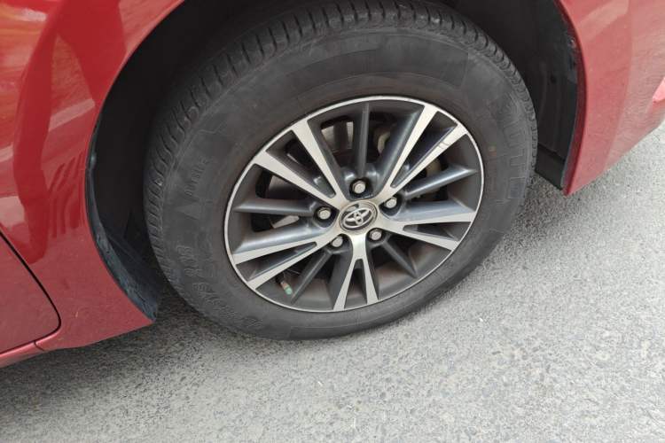 Used Toyota Levin 2014 1.6G CVT Elite Edition Right Front Wheel Hub