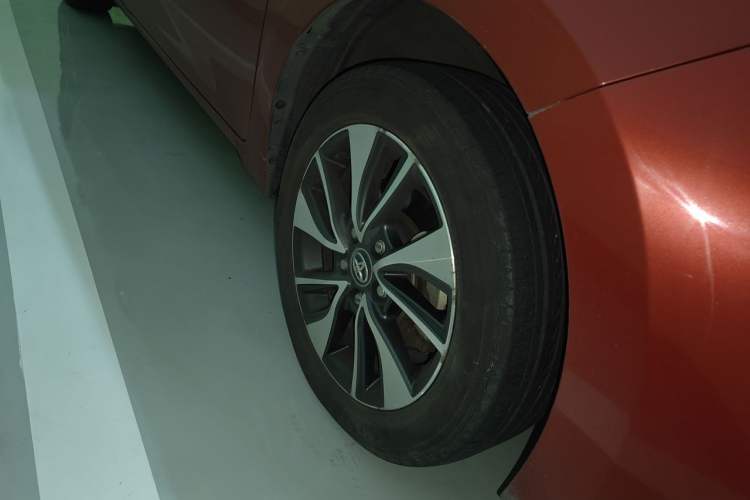 Used Toyota Levin 2014 1.8 GS CVT Elite Edition Right Front Wheel Hub