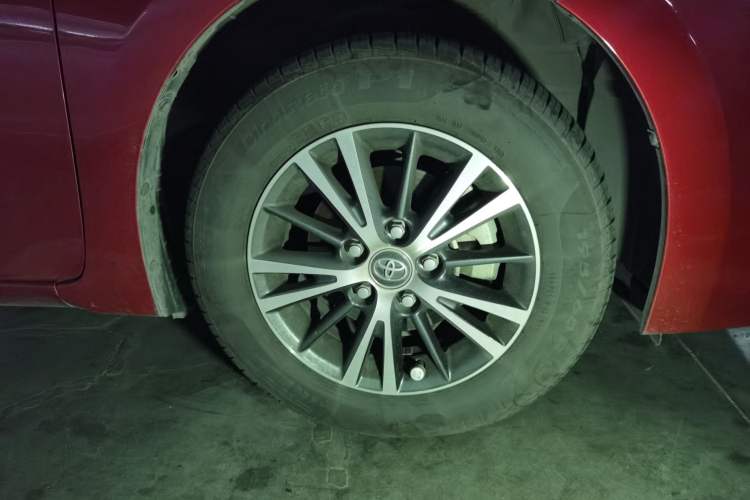 Used Toyota Levin 2014 1.6G CVT Elite Edition Right Front Wheel Hub