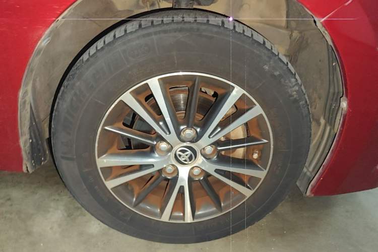 Used Toyota Levin 2014 1.6G CVT Elite Edition Right Front Wheel Hub
