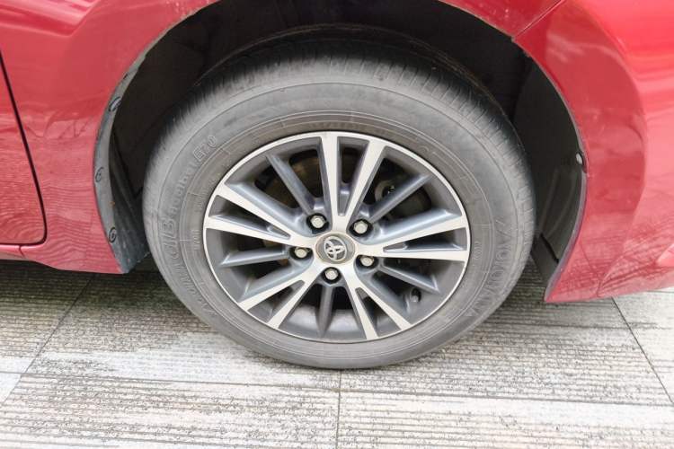 Used Toyota Levin 2014 1.6G CVT Elite Edition Right Front Wheel Hub
