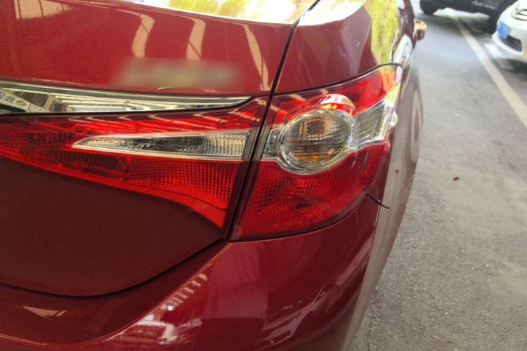 Used Toyota Levin 2014 1.6G CVT Elite Edition Right Rear Taillight