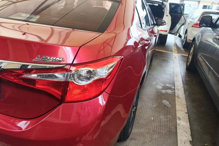 Used Toyota Levin 2014 1.6G CVT Elite Edition Right Rear Taillight