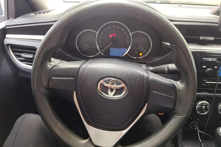 Used Toyota Levin 2014 1.6G CVT Elite Edition Steering Wheel