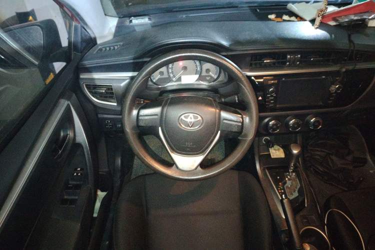 Used Toyota Levin 2014 1.6G CVT Elite Edition Steering Wheel