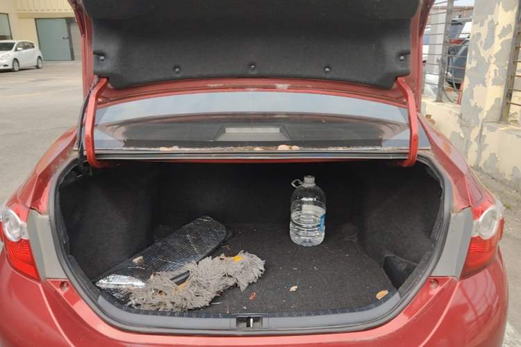 Used Toyota Levin 2014 1.6G CVT Elite Edition Trunk