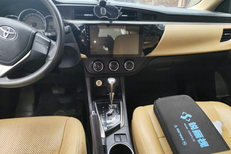 Used Toyota Levin 2014 1.6G CVT Elite Edition Audio And AC Panel
