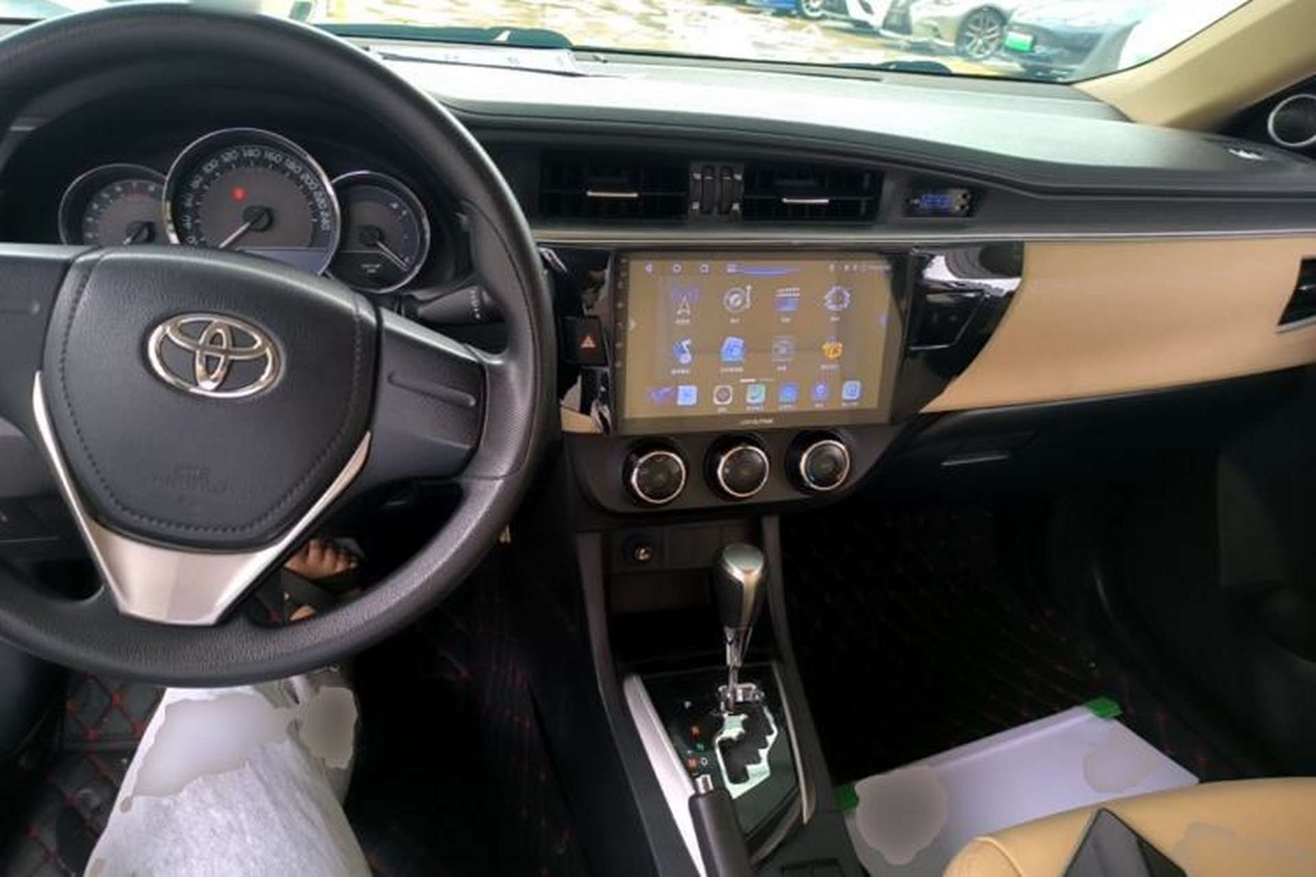 Used Toyota Levin 2014 1.6G CVT Elite Edition Center Console