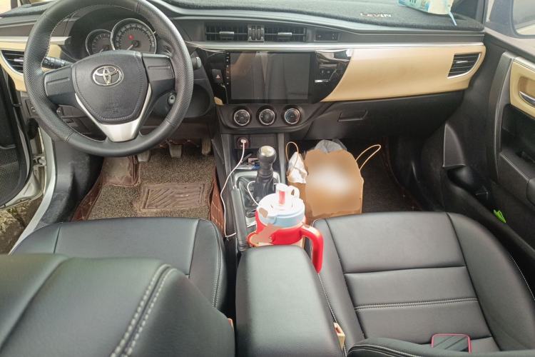 Used Toyota Levin 2014 1.6G Manual Elite Edition Center Console