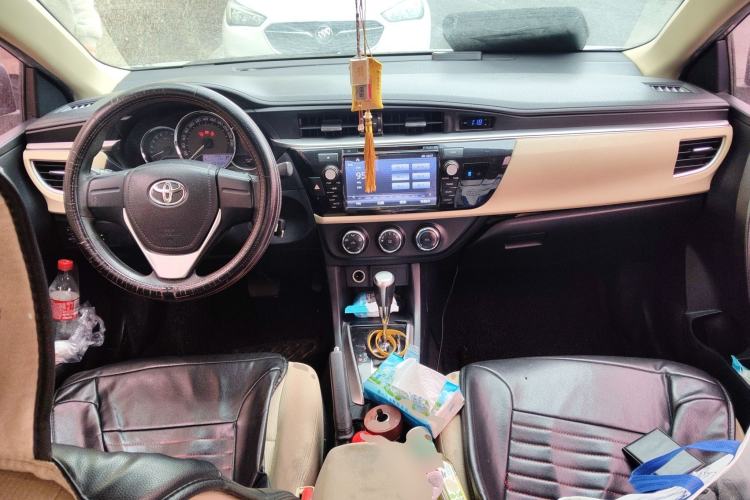 Used Toyota Levin 2014 1.6G CVT Elite Edition Center Console