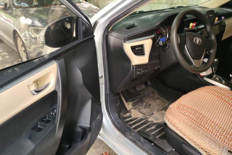 Used Toyota Levin 2014 1.6G CVT Elite Edition Driver Seat