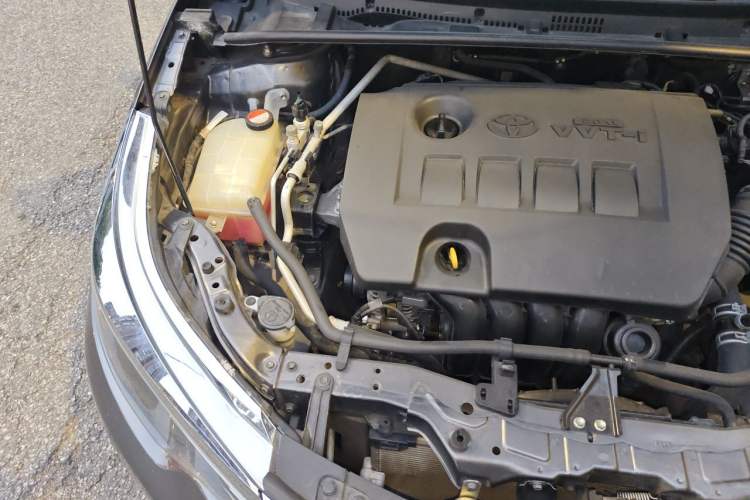 Used Toyota Levin 2014 1.8 GS CVT Elite Edition Engine Bay Right