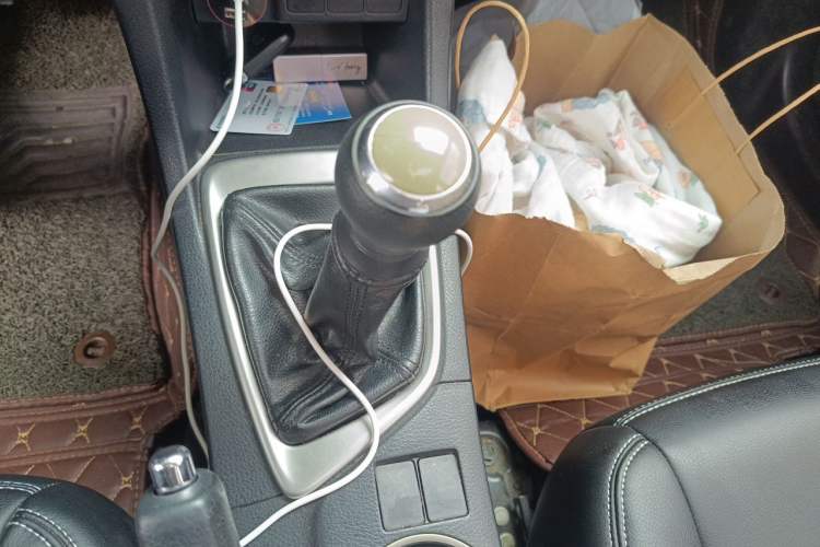 Used Toyota Levin 2014 1.6G Manual Elite Edition Gear Lever