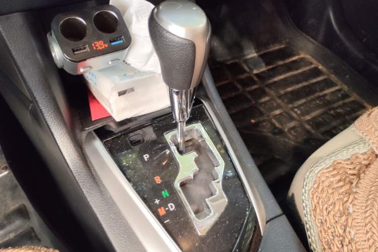 Used Toyota Levin 2014 1.6G CVT Elite Edition Gear Lever
