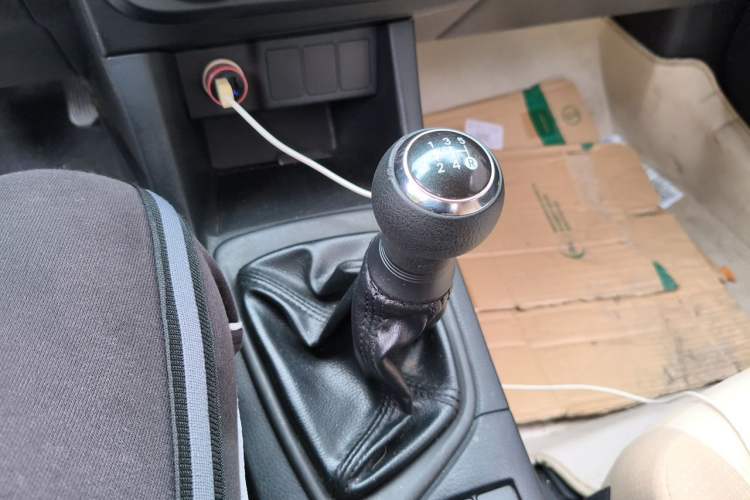 Used Toyota Levin 2014 1.6E Manual New Edition Gear Lever