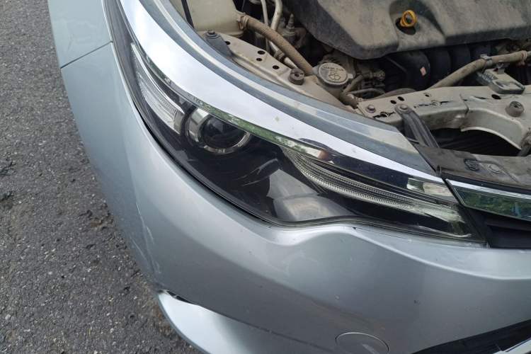 Used Toyota Levin 2014 1.6G Manual Elite Edition Right Front Headlight