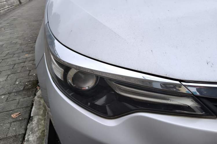 Used Toyota Levin 2014 1.6E Manual New Edition Right Front Headlight