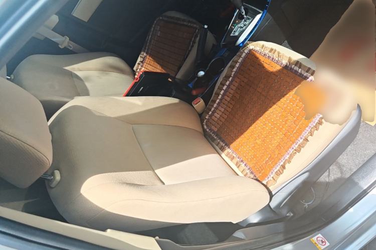 Used Toyota Levin 2014 1.6G CVT Elite Edition Right Front Seat