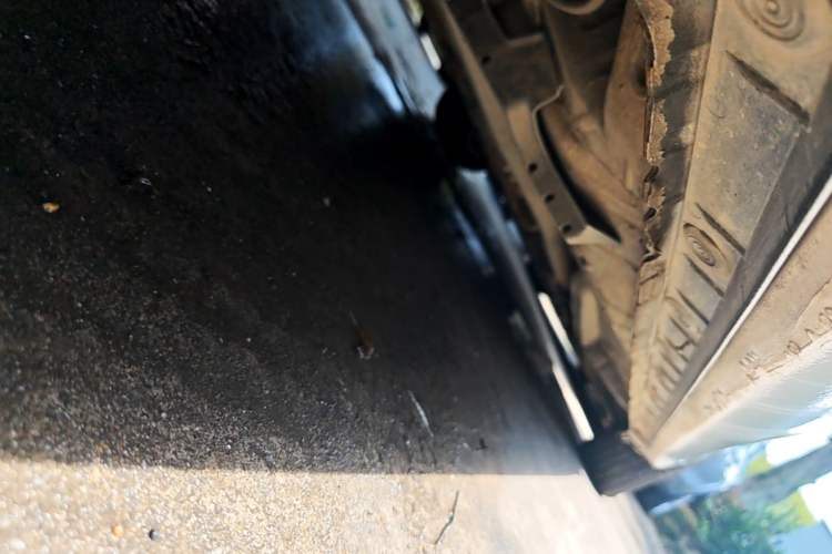 Used Toyota Levin 2014 1.6G CVT Elite Edition Right Side Sill