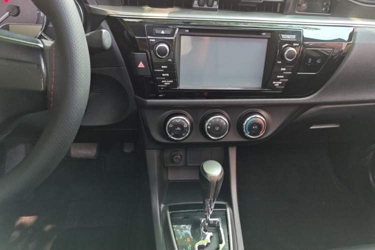 Used Toyota Levin 2014 1.6G CVT Elite Edition Audio And AC Panel