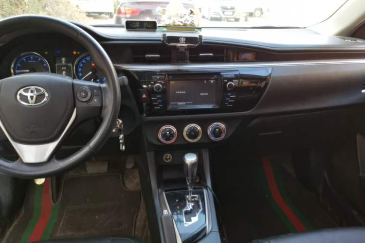 Used Toyota Levin 2014 1.8 GS CVT Elite Edition Audio And AC Panel