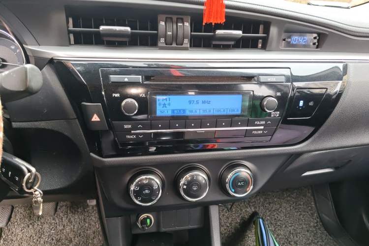 Used Toyota Levin 2014 1.6G Manual Elite Edition Audio And AC Panel