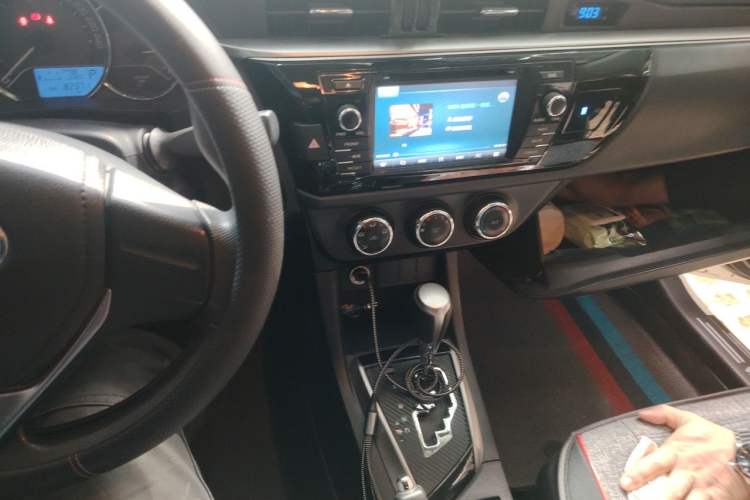 Used Toyota Levin 2014 1.6G CVT Elite Edition Audio And AC Panel