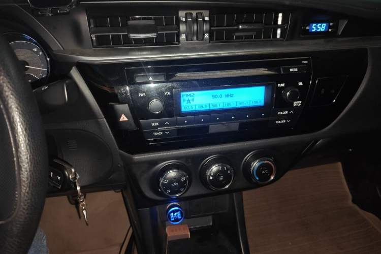 Used Toyota Levin 2014 1.6G Manual Elite Edition Audio And AC Panel