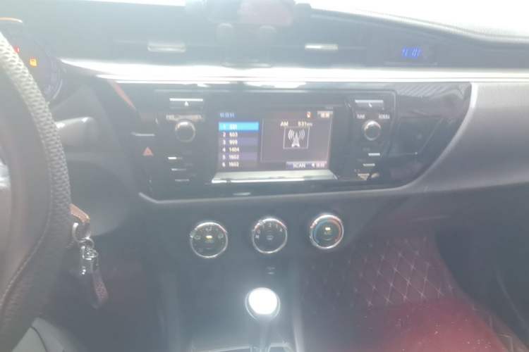 Used Toyota Levin 2014 1.8 GS CVT Elite Edition Audio And AC Panel