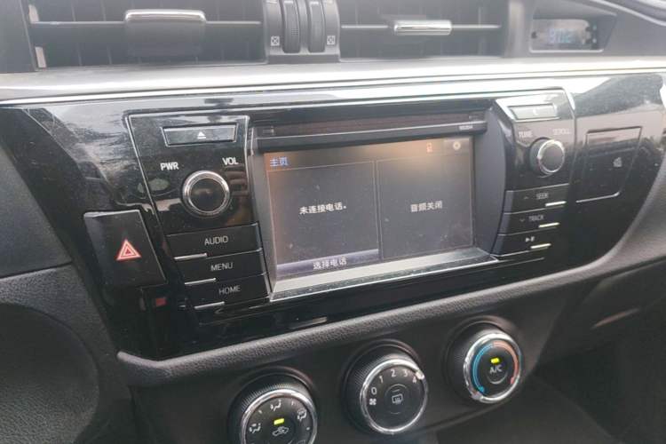Used Toyota Levin 2014 1.8 GS CVT Elite Edition Audio And AC Panel