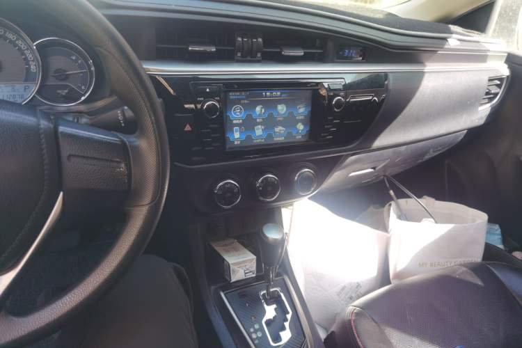 Used Toyota Levin 2014 1.6G CVT Elite Edition Audio And AC Panel