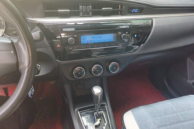 Used Toyota Levin 2014 1.6G CVT Elite Edition Audio And AC Panel