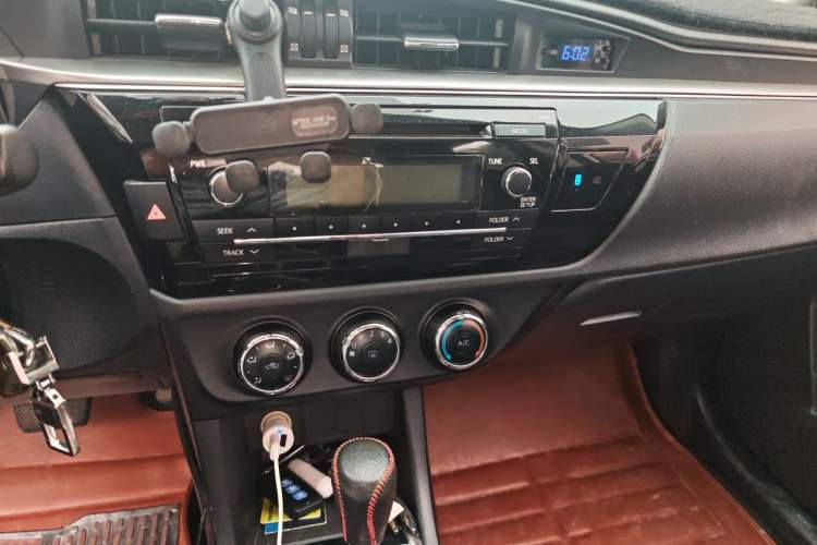 Used Toyota Levin 2014 1.6G CVT Elite Edition Audio And AC Panel