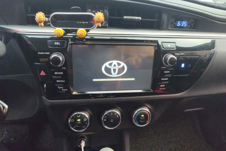 Used Toyota Levin 2014 1.6G CVT Elite Edition Audio And AC Panel