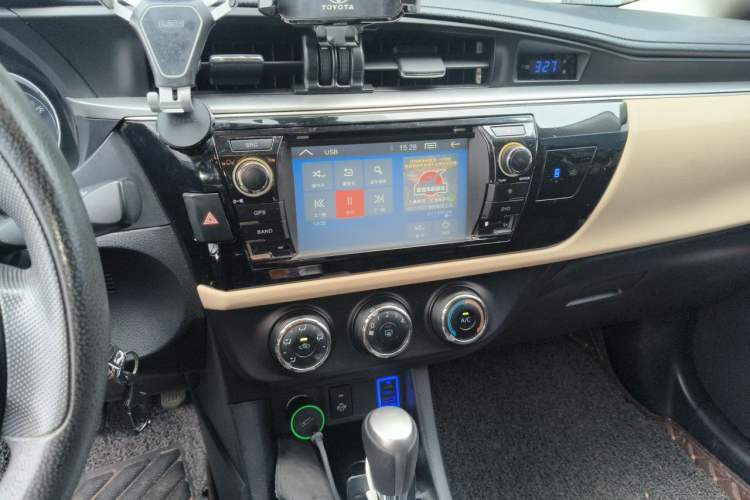 Used Toyota Levin 2014 1.6G CVT Elite Edition Audio And AC Panel