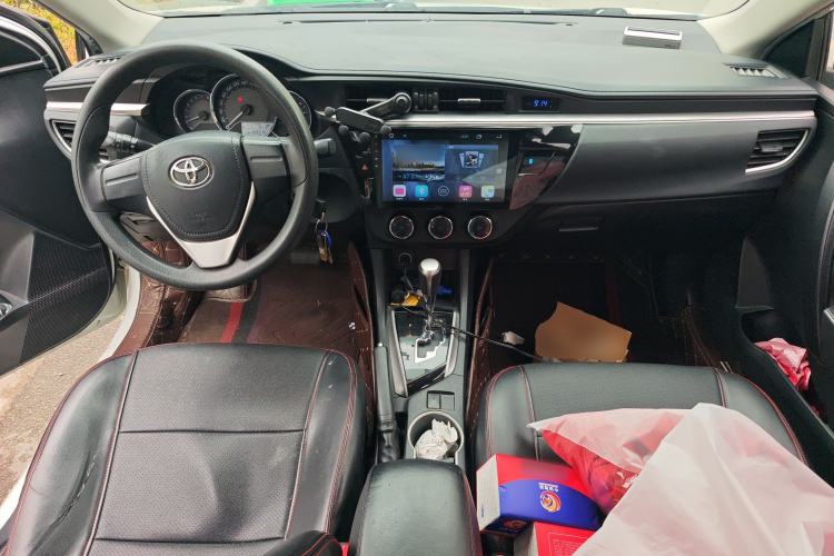 Used Toyota Levin 2014 1.6G CVT Elite Edition Center Console