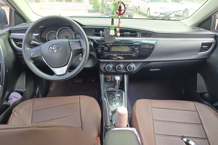 Used Toyota Levin 2014 1.6G CVT Elite Edition Center Console