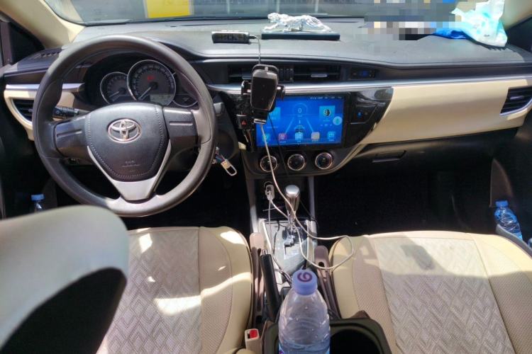 Used Toyota Levin 2014 1.6G CVT Elite Edition Center Console