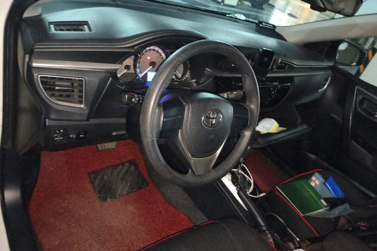 Used Toyota Levin 2014 1.6G CVT Elite Edition Center Console