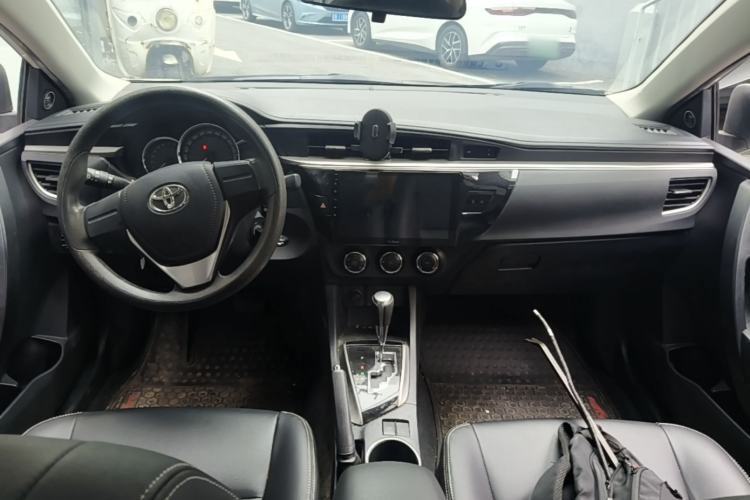 Used Toyota Levin 2014 1.6G CVT Elite Edition Center Console