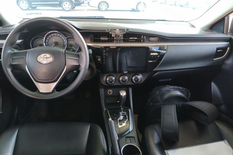 Used Toyota Levin 2014 1.6G CVT Elite Edition Center Console
